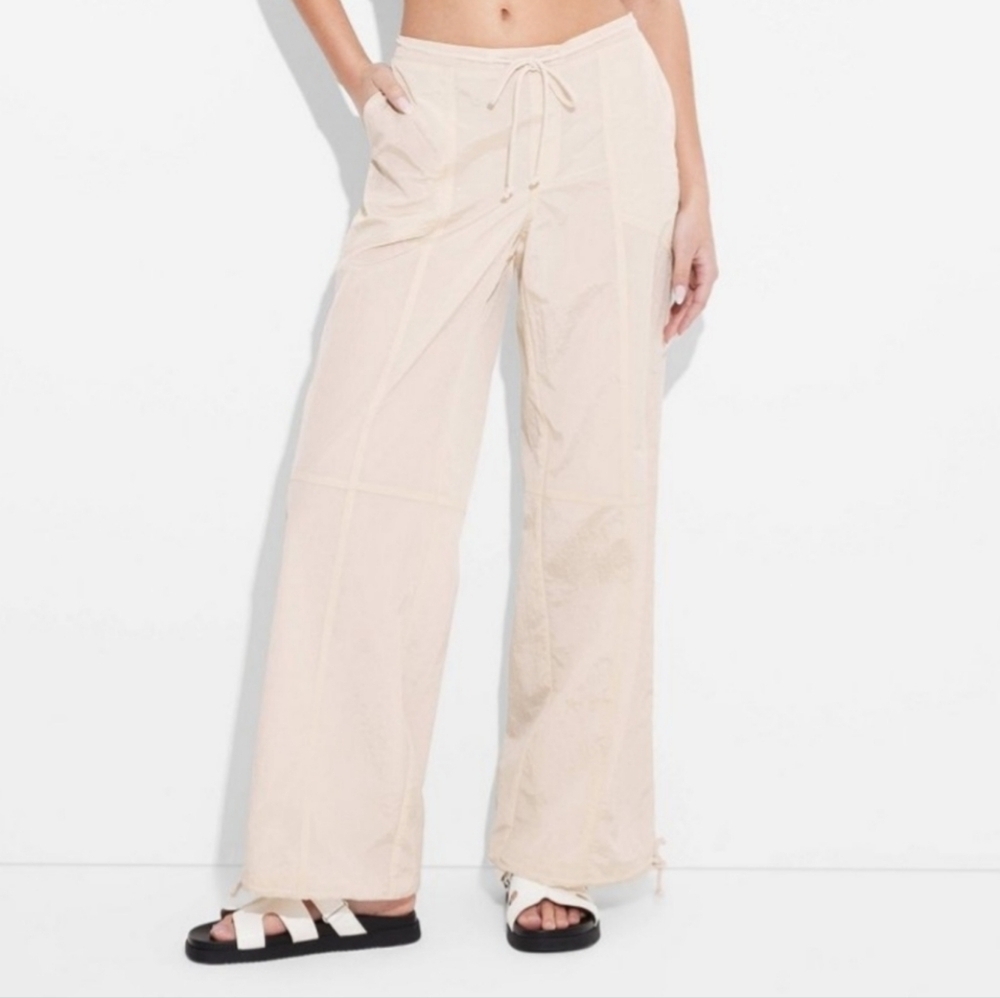 Women's Mid-Rise Wide Leg Parachute Pants - Wild Fable Light Beige Size L